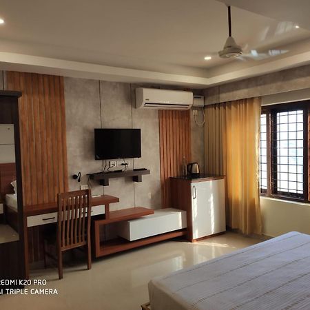 Hotel Sree Gokulam Apartments Guruvāyūr Kültér fotó